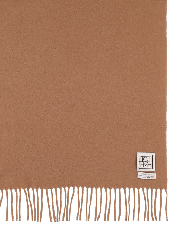 TOTEME Virgin Wool Classic Fringed Scarf - Camel