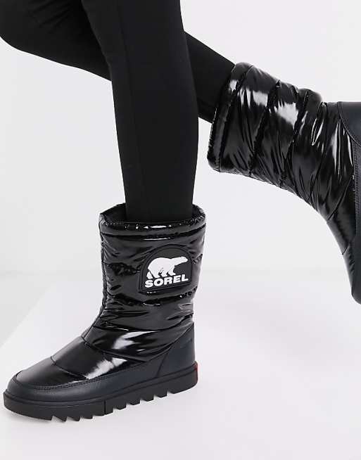 SOREL Joan of Arctic Snow Boots - Black Patent NZ10