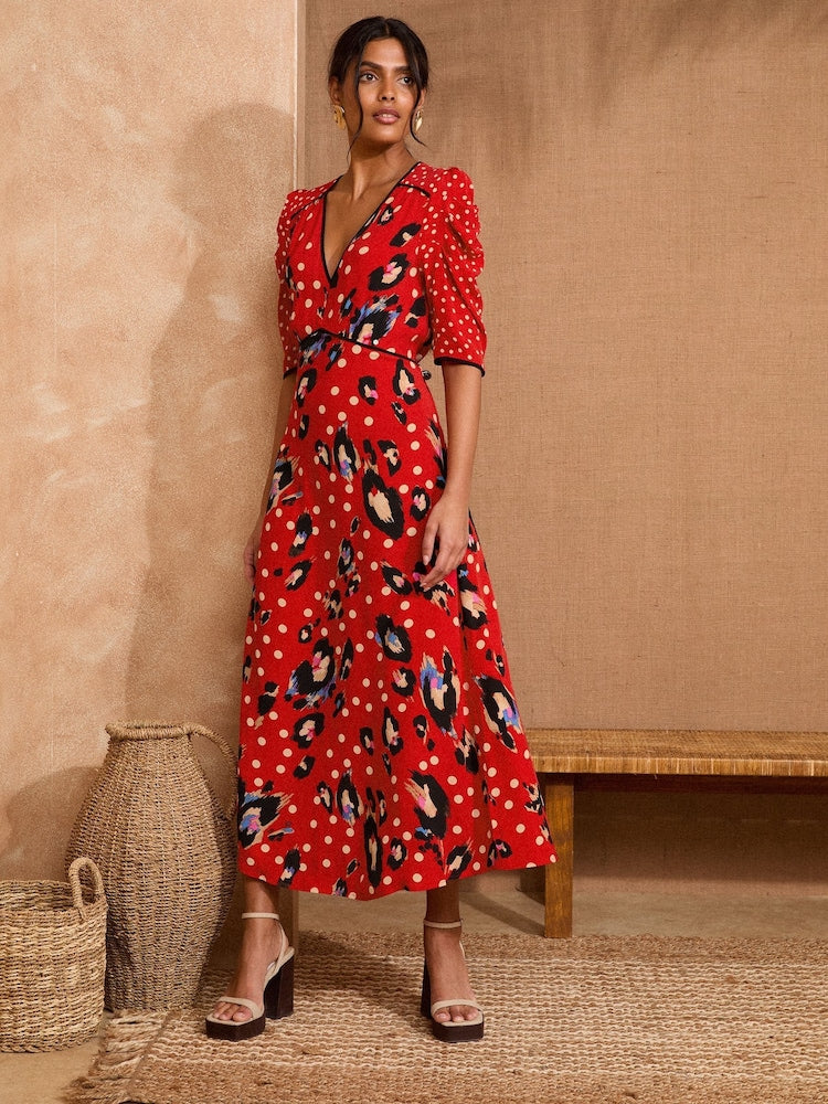 LOVE & ROSES Animal Print V-Neck Midi Dress - Red Sz10