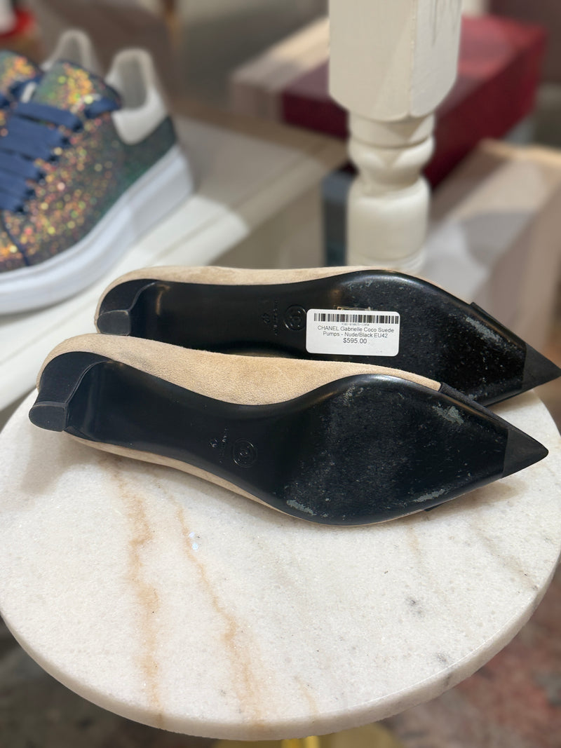 CHANEL Gabrielle Coco Suede Pumps - Nude/Black EU42