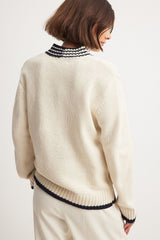 NA-KD Oversize V-Neck Sweater -Offwhite